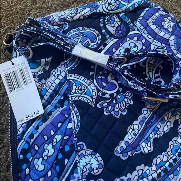 NWT Vera Bradley Carson “Deep Night Paisley” Bag NWT - Picture 4 of 9